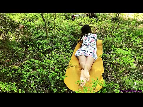 ❤️ Tinderissä oleva muukalainen masturboi pilluani ja panee intohimoisesti metsässä Vittu video at us