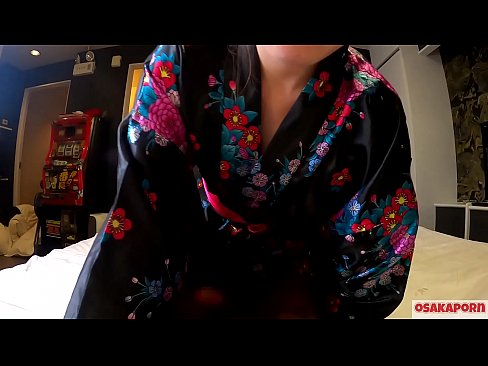 ❤️ Nuori cosplay-tyttö rakastaa seksiä orgasmeihin asti ruiskuttamalla hevostyttöä ja ottamalla suihin. Aasialaistyttö karvainen pillu ja kauniit tissit perinteisessä japanilaisessa puvussa amatöörivideossa, jossa näytetään masturbointia panoleluilla. Sakura 3 OSAKAPORN. Vittu video at us