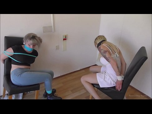 ❤️ Addiktoitunut / sidottu ja suukapulalla / neito hädässä Vittu video at us